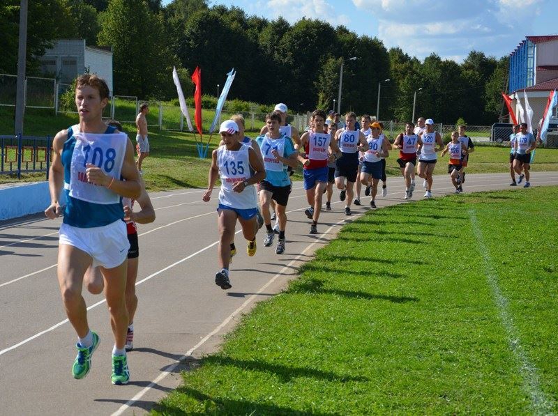 Пробег в костроме. Волгореченск Костромская область стадион. В Галиче спортивные соревнования. Летние спортивные игры Кострома. Спортивные игры городов.