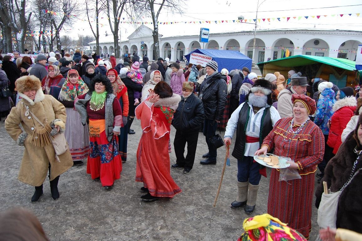 Ярмарка кострома. Ярмарка кострома. Новогодняя ярмарка кострома. Ярмарка кострома. Ярмарка фото.