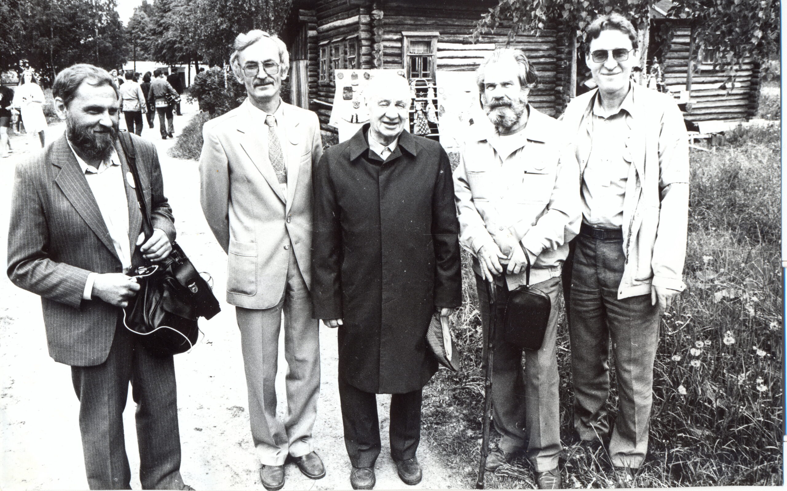 Виктор Сергеевич Розов с костромскими журналистами. 1993 г.